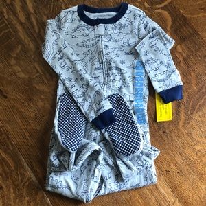 Brand New / Never worn with Tags Dinosaur 4T Boys Sleeper